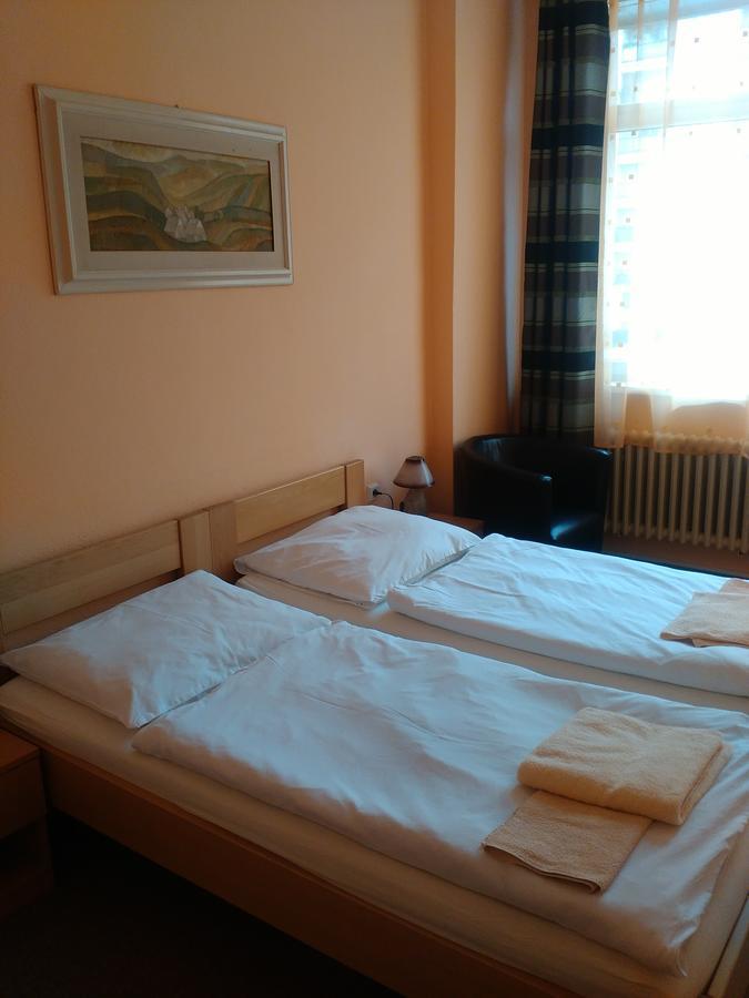 Hotel Preveza Spišská Nová Ves Bagian luar foto